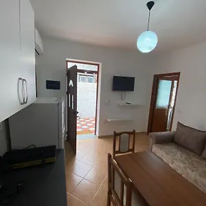 Apartmán Dangolli House