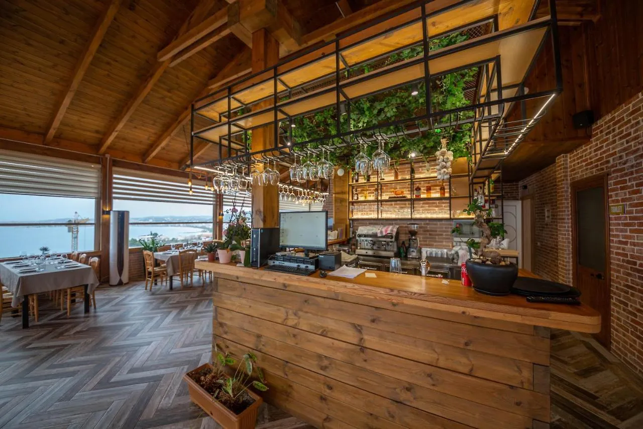Aerial Hotel & Spa Vlorë